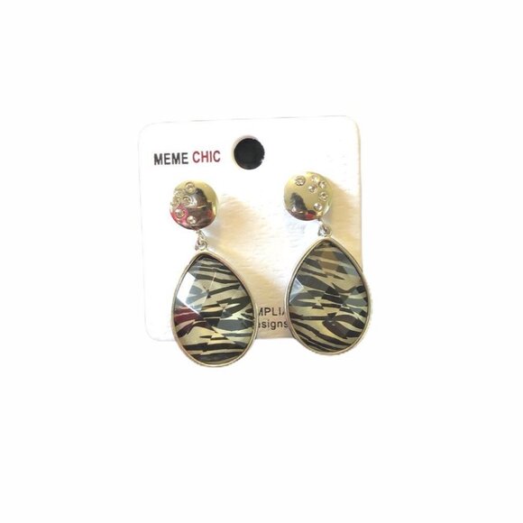 Meme Chic Zebra Pattern Drop‎ Earrings With Rhinestone Accents - Picture 5 of 6